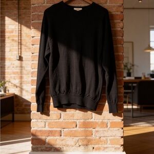 Merona V-Neck Men's Sweater in Black-100% Merino Wool
